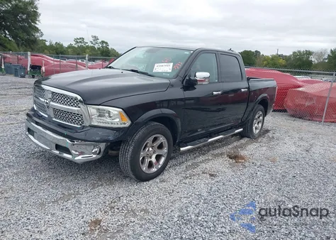 2018 Ram 1500 Laramie 4X4 5'7 Box z USA, uszkodzony, nr VIN 1C6RR7NTXJS213625